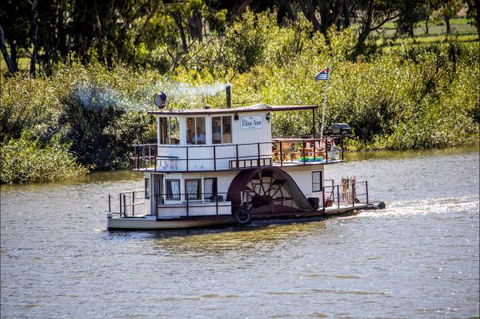 1 Murray Terrace-River Shack Rentals - Tourism Townsville 5